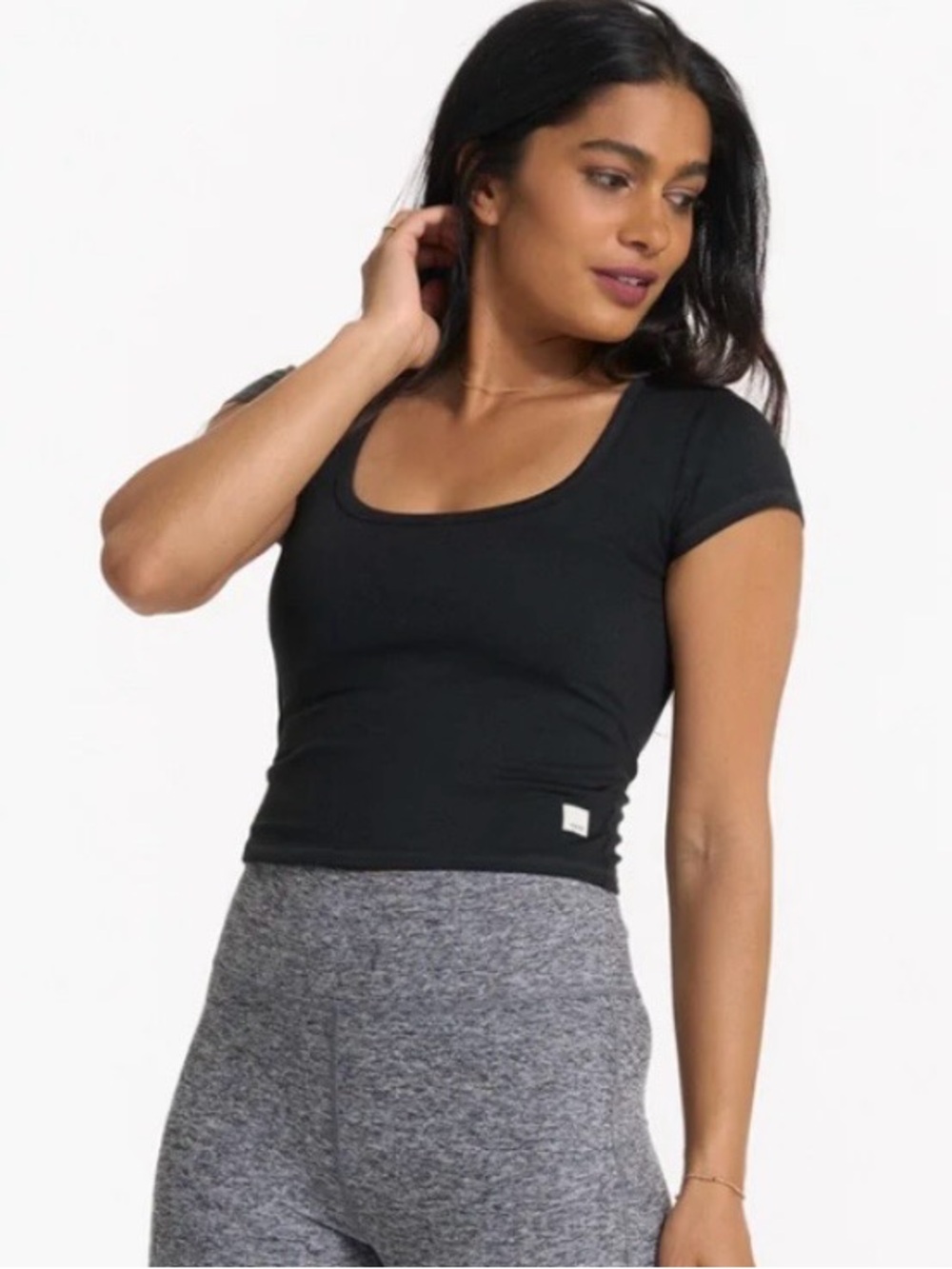 Vuori Short Sleeve Halo Crop in Black Heather size XS Loungewear Athleisure